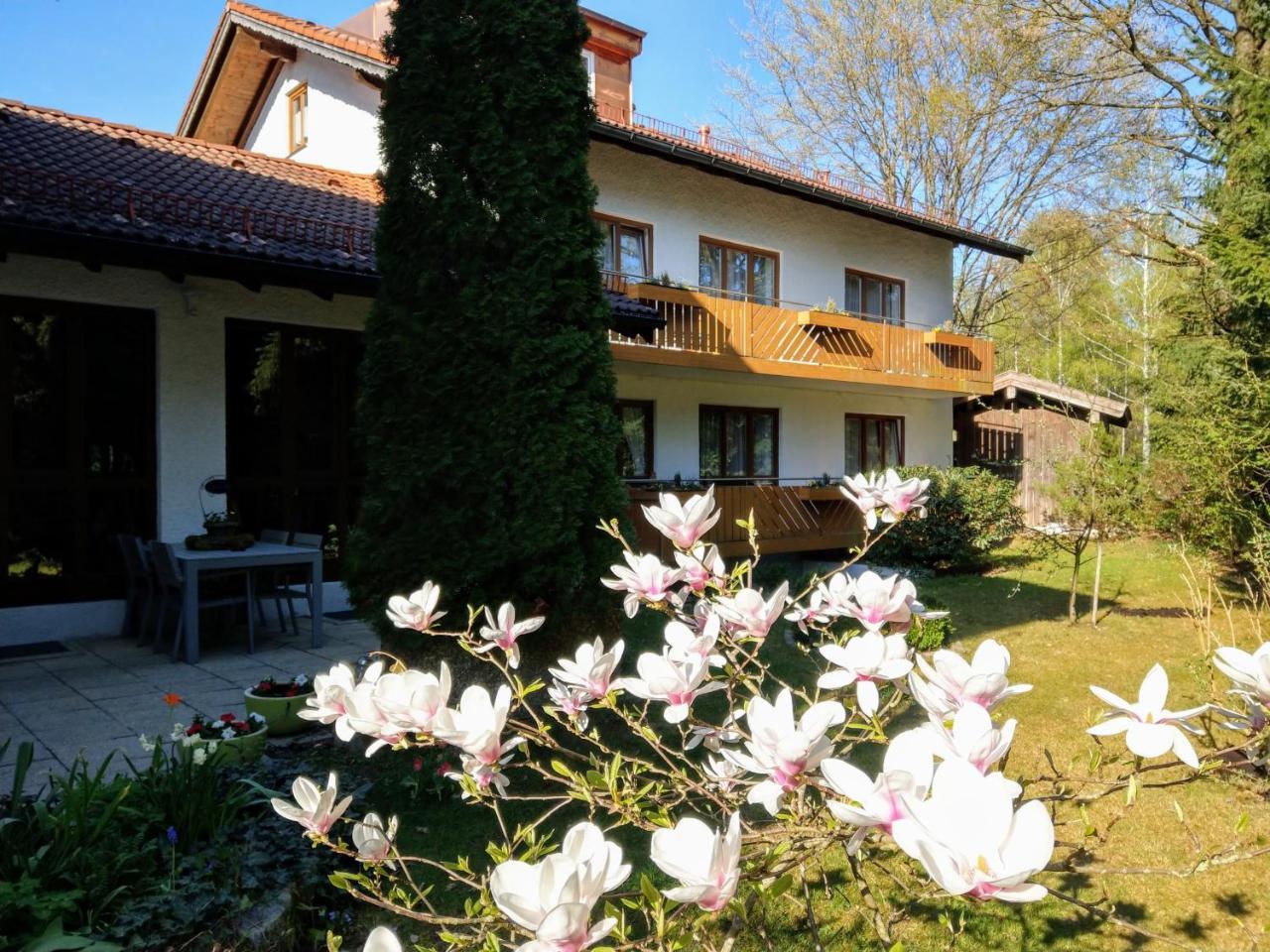 Hotel Am Wald อ็อตโตบรุนน์ ภายนอก รูปภาพ